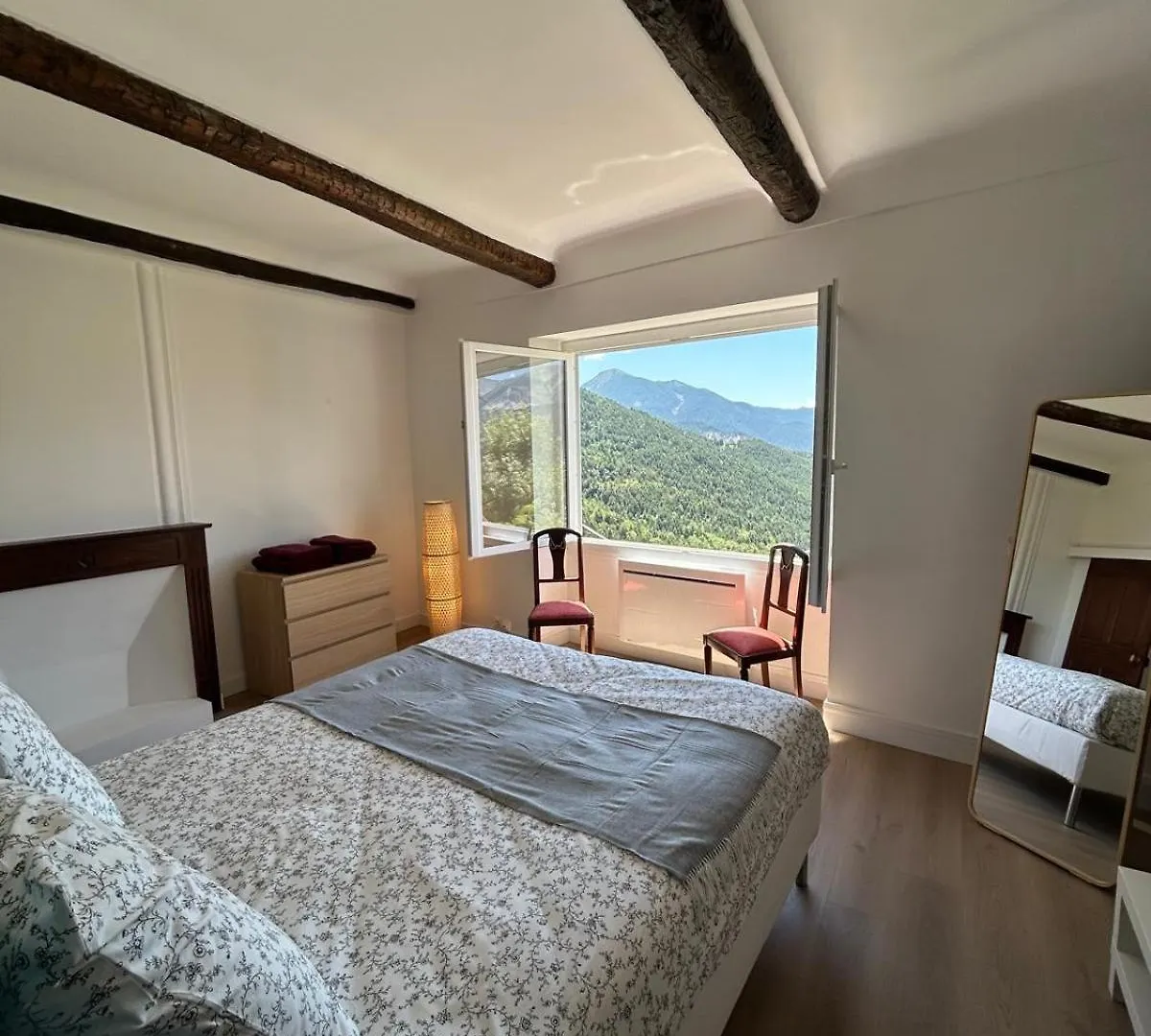 Sublime Maison De Montagne Guillaumes