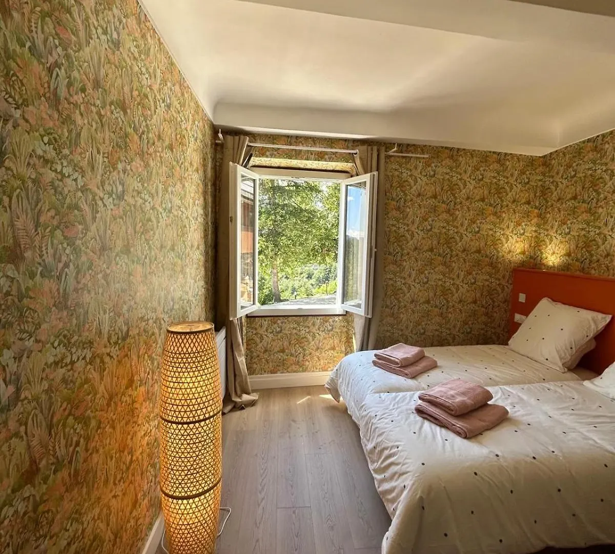 Sublime Maison De Montagne Guillaumes